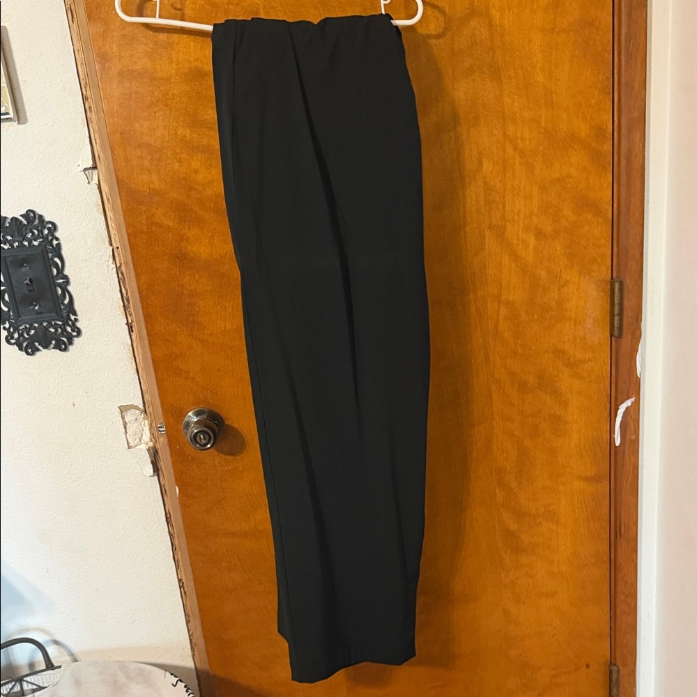 Black Straight-Leg Pants with Subtle Pocket Trim